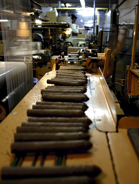 Фабрика канарских сигар