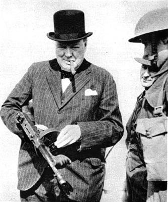 Уинстон Черчилль с кубинской сигарой