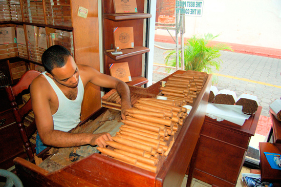 Торговля сигарами в Доминикане