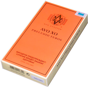 Коробка AVO XO Preludio Tubos на 4 сигары
