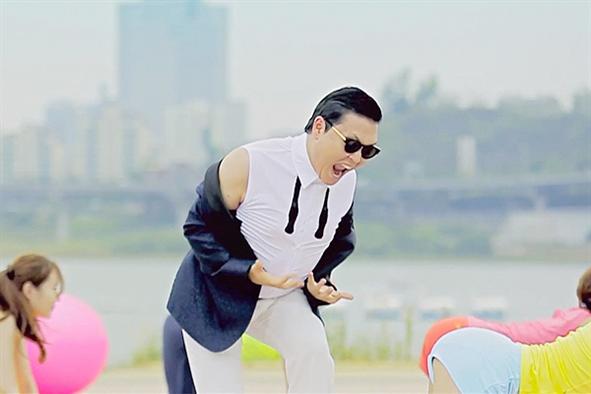         2013  «Gangnam Style»